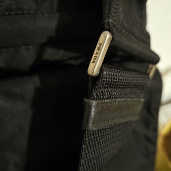 VINTAGE PRADA BLACK TESSUTO NYLON CROSS BODY TRAVEL BAG - Picture 7 of 16